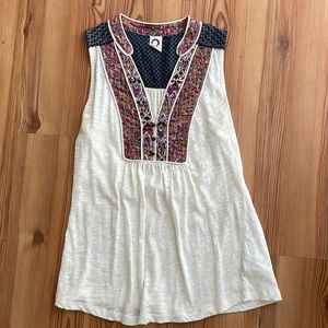 Sleeveless summer top